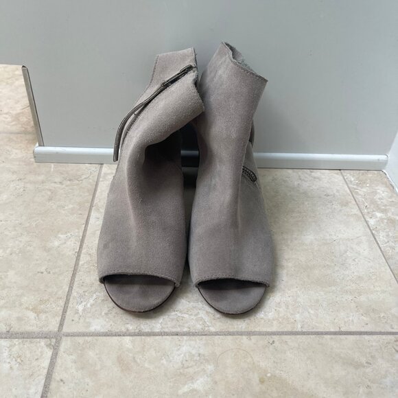 Diba Zora Peep Toe Leather Bootie, Size 9M, Taupe/Grey - Picture 3 of 8